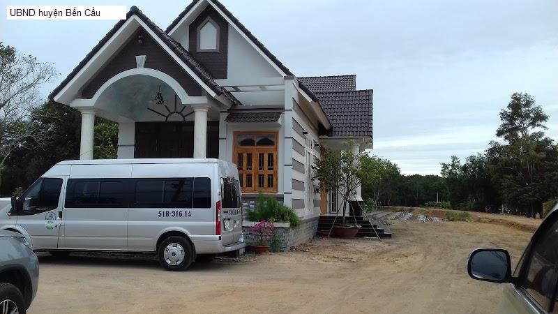 UBND huyện Bến Cầu